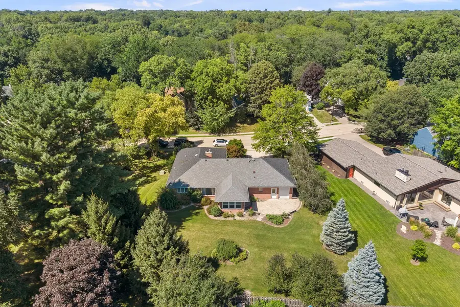 10 Deer Run, Rock Island, IL 61201 - #3
