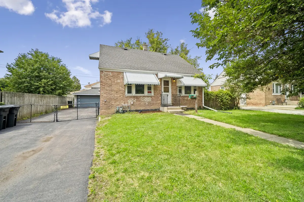 4702 River Road, Schiller Park, IL 60176 - #1