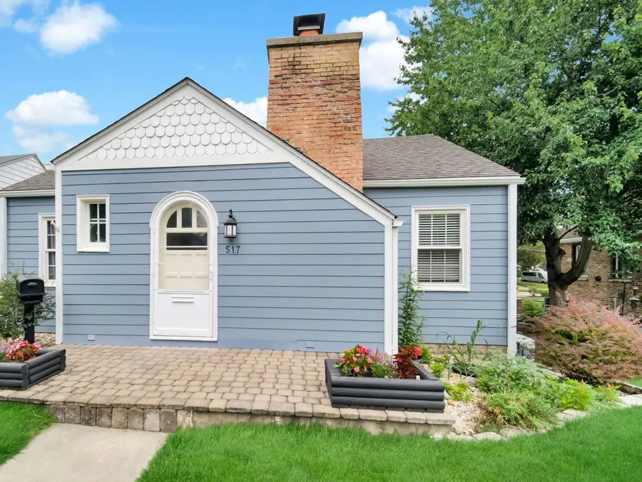 517 E Grand Lake Boulevard, West Chicago, IL 60185 - #3