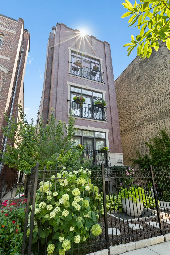 3921 N Greenview Avenue #1, Chicago, IL 60613 - #1