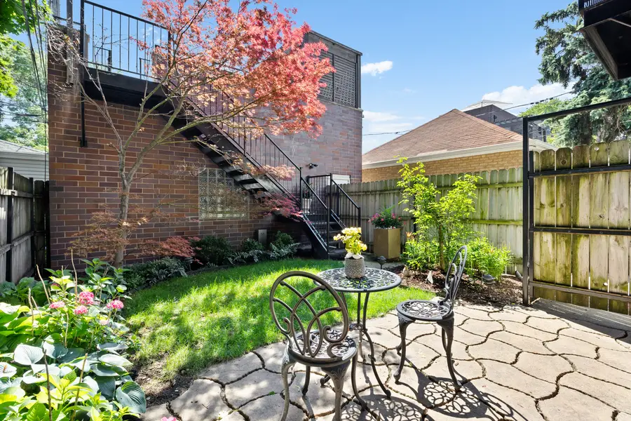 3921 N Greenview Avenue #1, Chicago, IL 60613 - #3