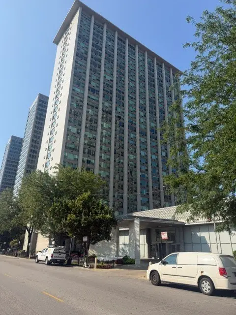 3600 N Lake Shore Drive #2803, Chicago, IL 60613