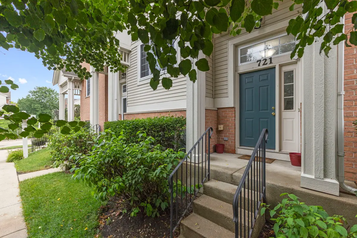 721 Hanbury Drive, Des Plaines, IL 60016 - #1