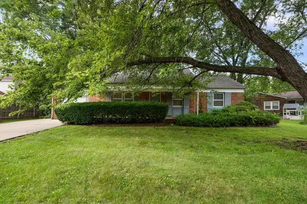 751 Twisted Oak Lane, Buffalo Grove, IL 60089