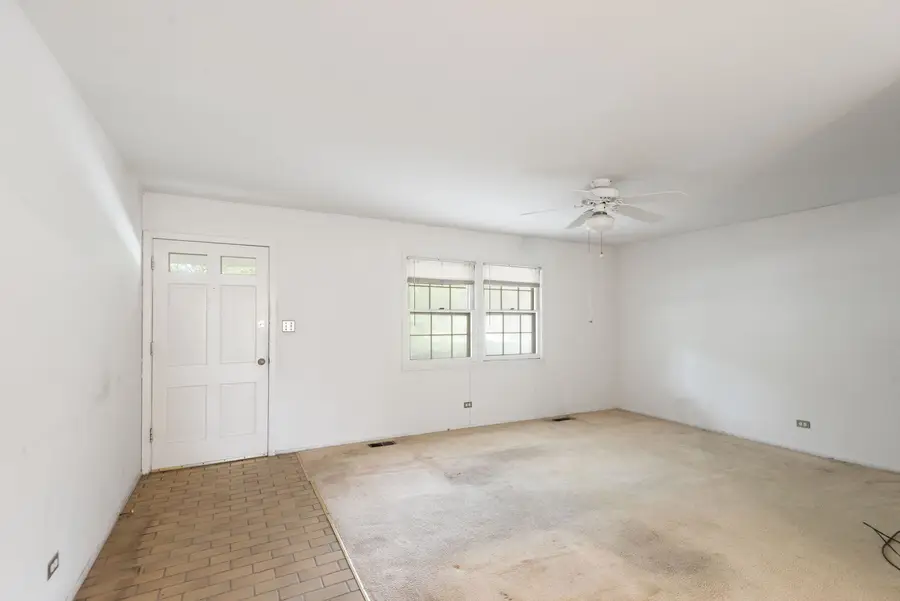 751 Twisted Oak Lane, Buffalo Grove, IL 60089 - #2