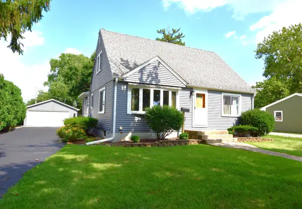 445 N Gerard Avenue, Villa Park, IL 60181