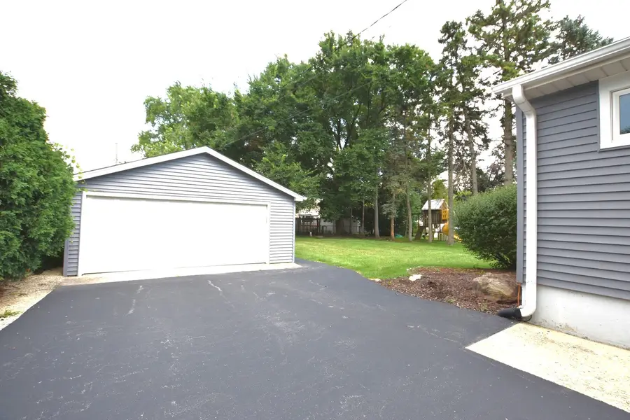 445 N Gerard Avenue, Villa Park, IL 60181 - #2