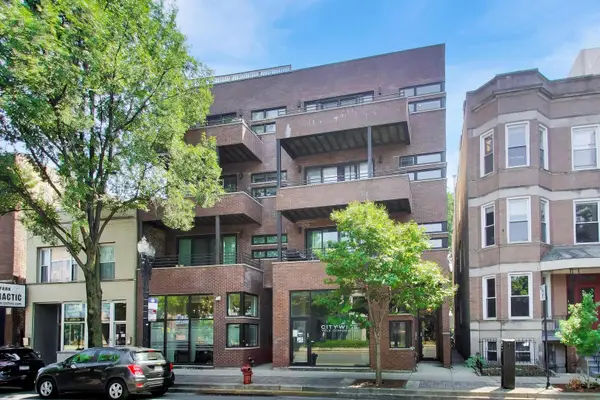 1927 W Irving Park Road #4, Chicago, IL 60613