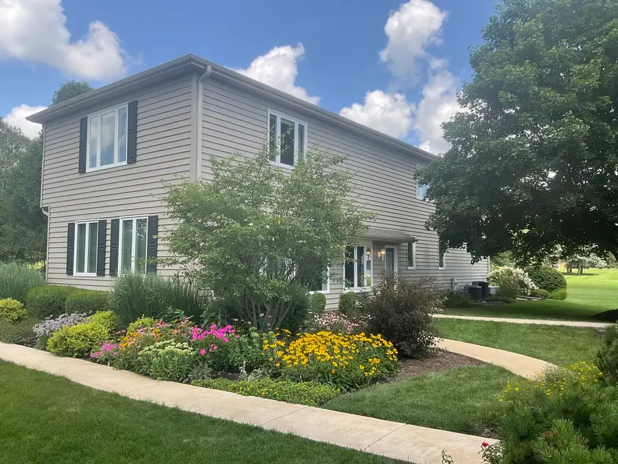 9N859 Channel Court, Elgin, IL 60124 - #2