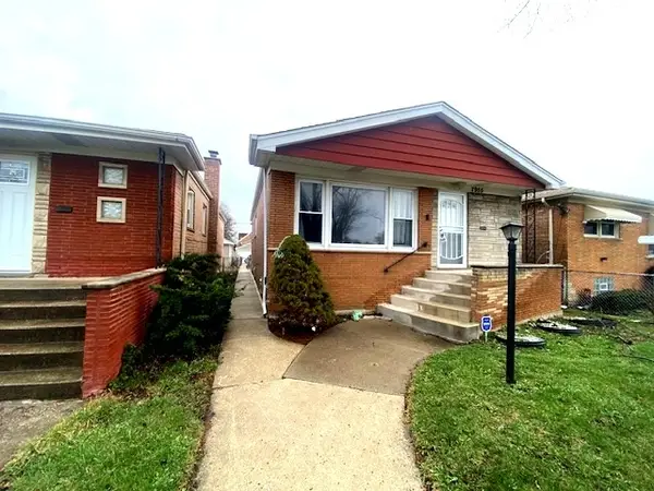 7955 S Wentworth Avenue, Chicago, IL 60620