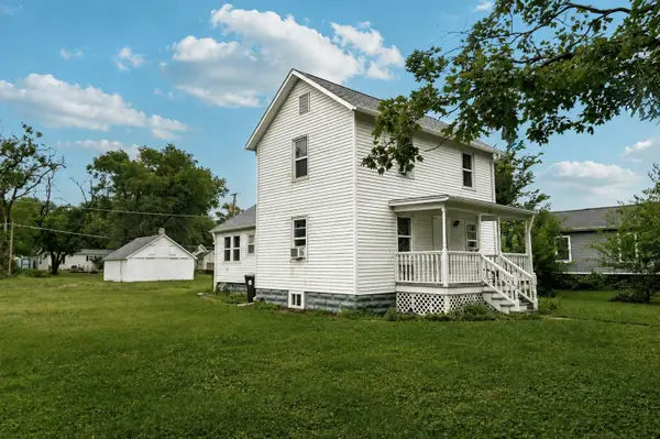 307 S Hickory Street, Wenona, IL 61377