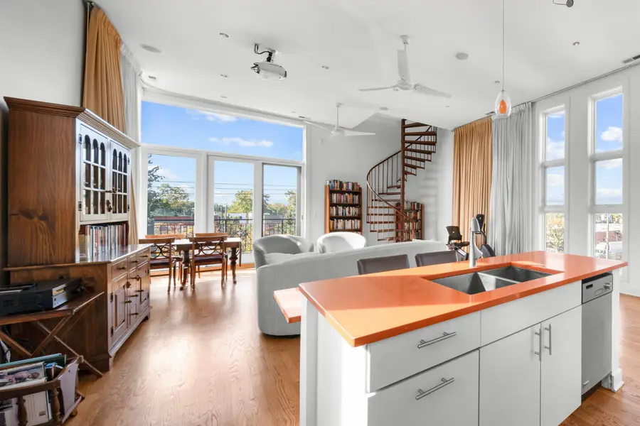 6640 S Maryland Avenue #3, Chicago, IL 60637 - #3