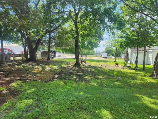 408 S Duckworth Street, Pinckneyville, IL 62274