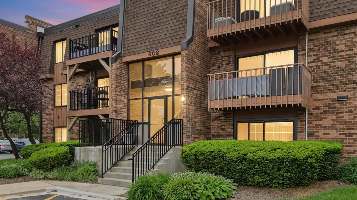 608 Waterford Road #1B, Schaumburg, IL 60193 - #1