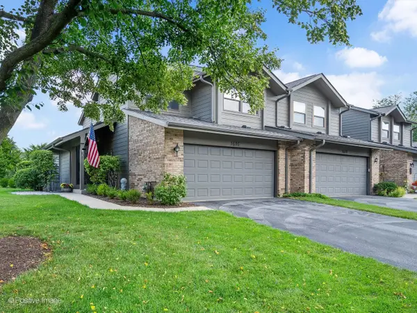 1616 Wildwood Lane, Darien, IL 60561