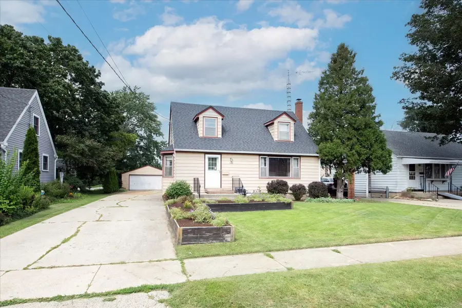 309 E Sunset Place, Dekalb, IL 60115 - #3
