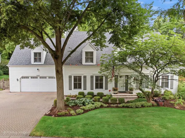 Address Withheld By Seller, Libertyville, IL 60048