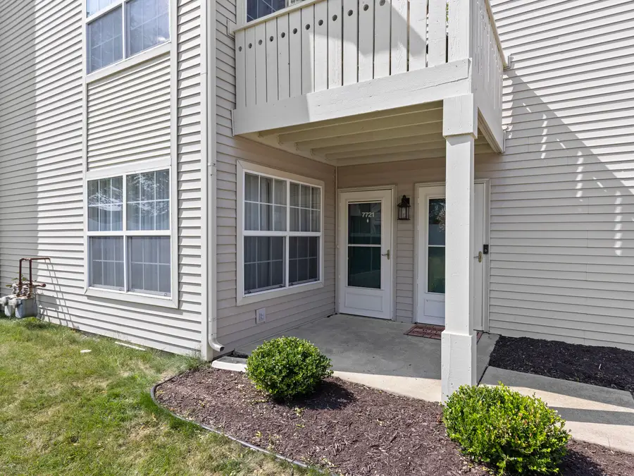 7721 Creek Bend #7721, Rockford, IL 61114 - #2