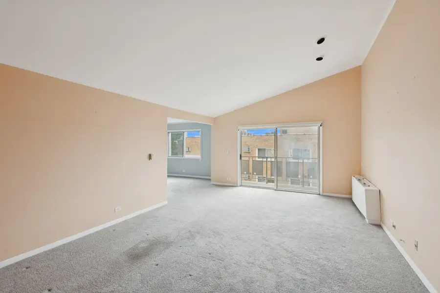 5251 Galitz Street #404, Skokie, IL 60077 - #2
