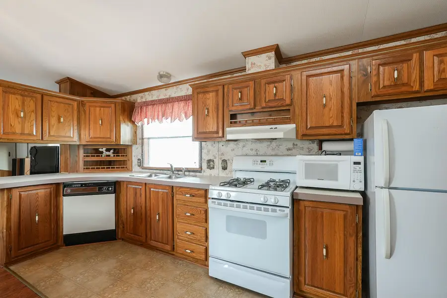 16 Maple Ridge Park, Manteno, IL 60950 - #2