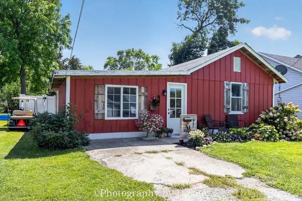 527 Water Street, Momence, IL 60954