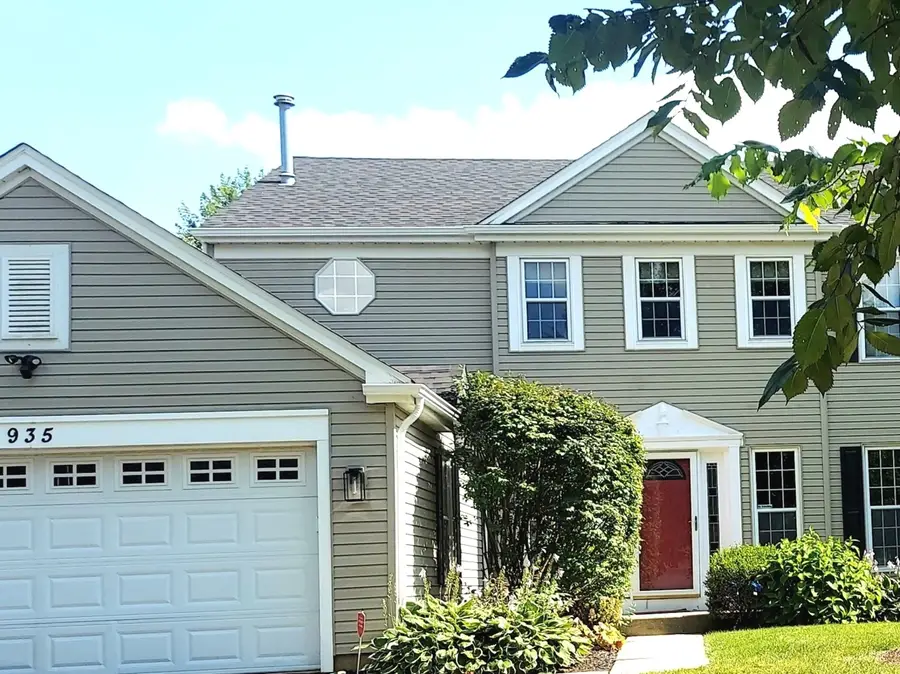 935 Ridgewood Drive, Cary, IL 60013 - #2