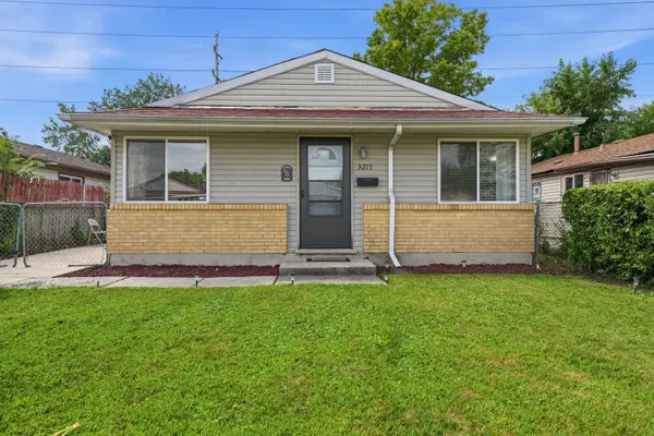 3215 Emery Lane, Robbins, IL 60472