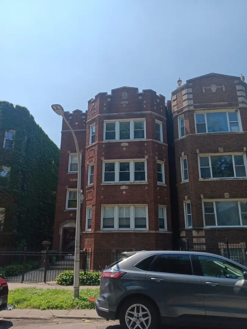 7840 S Essex Avenue, Chicago, IL 60649 - #1