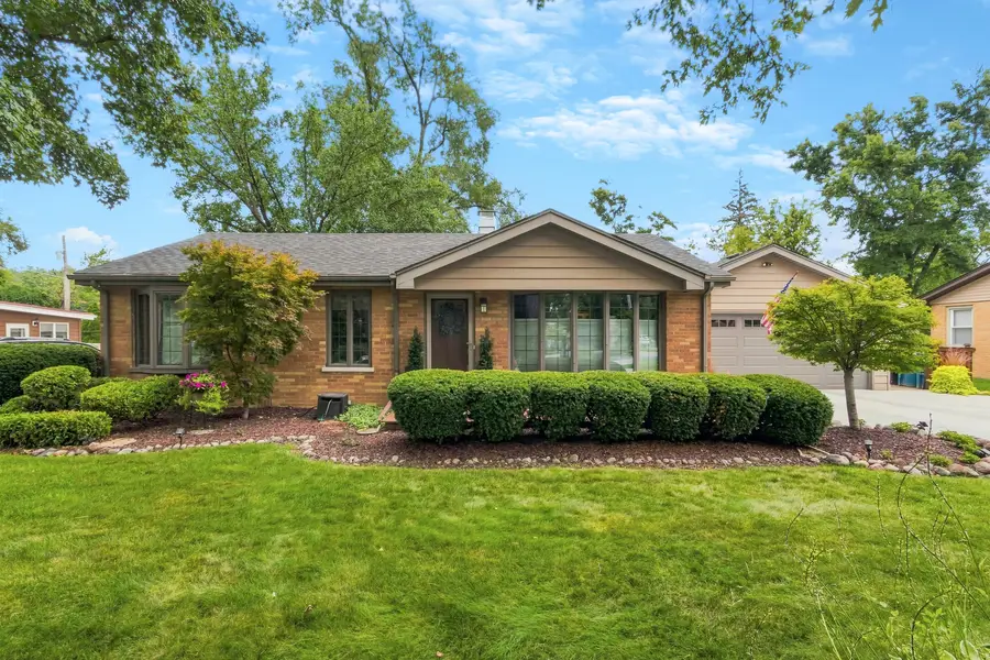 12121 S Nagle Avenue, Palos Heights, IL 60463 - #2