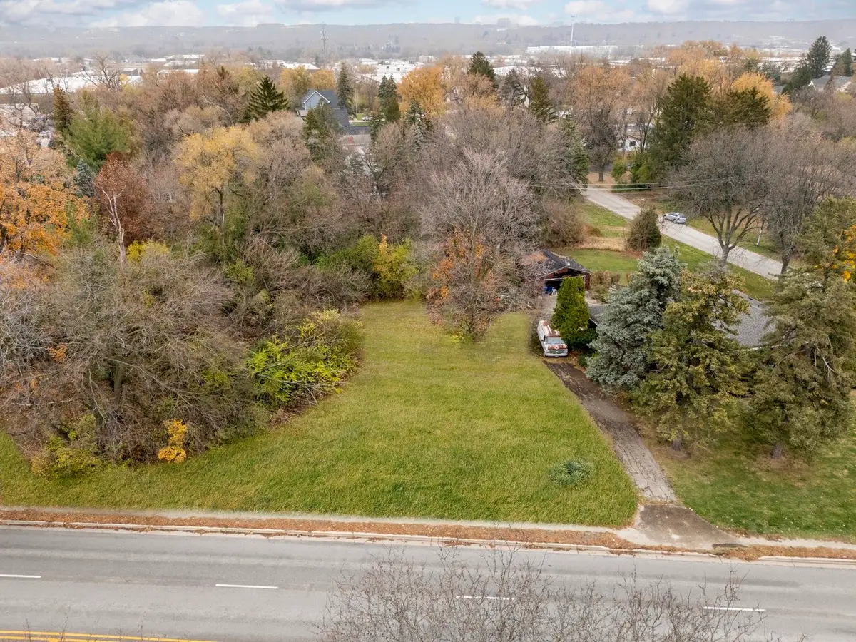 10/11 Maple Avenue, Downers Grove, IL 60515 - #1