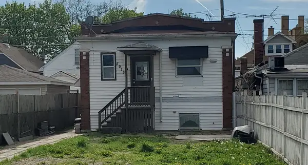5918 S Albany Avenue, Chicago, IL 60629