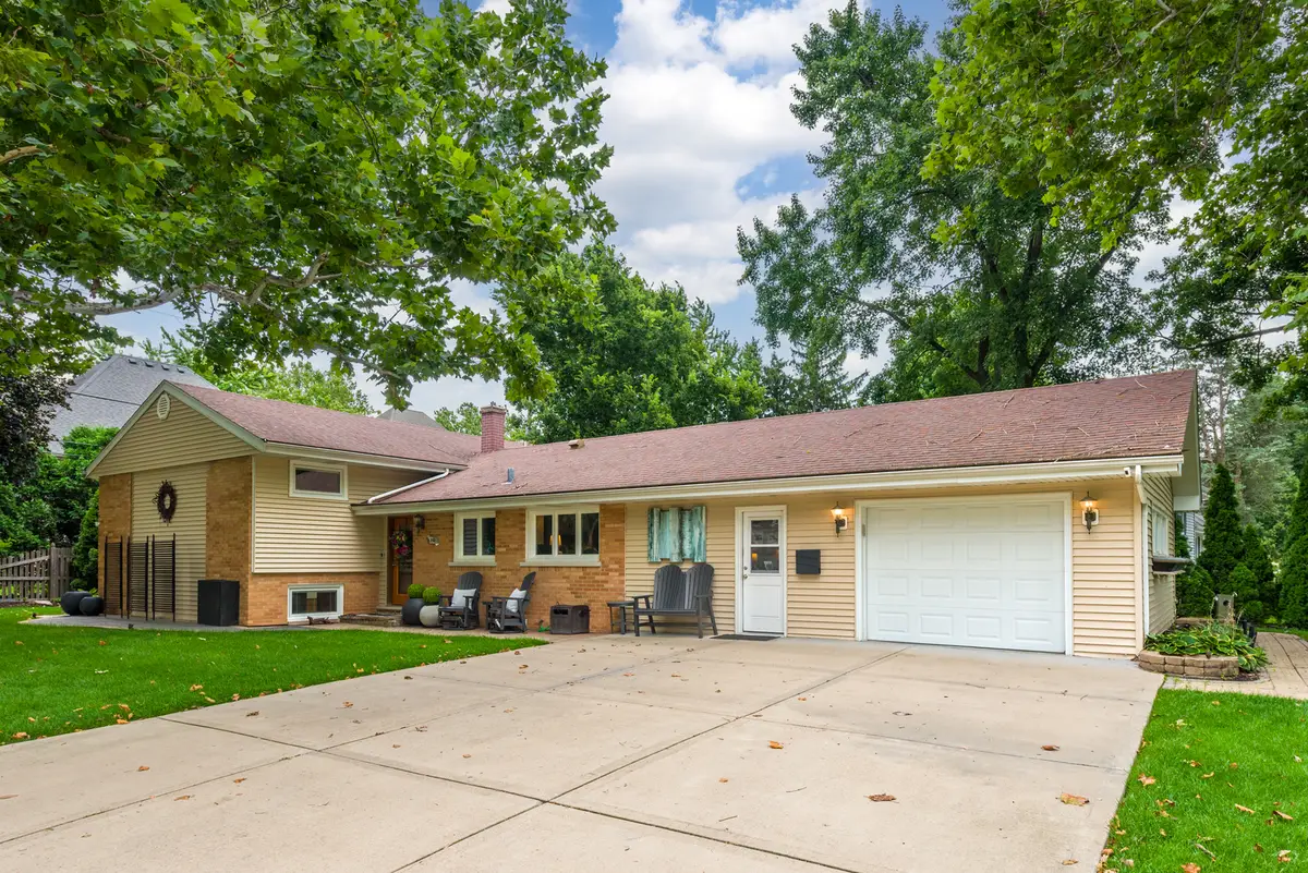 220 E Hillside Road, Naperville, IL 60540 - #1