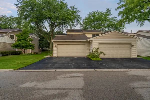 1044 Cumberland Court, Vernon Hills, IL 60061