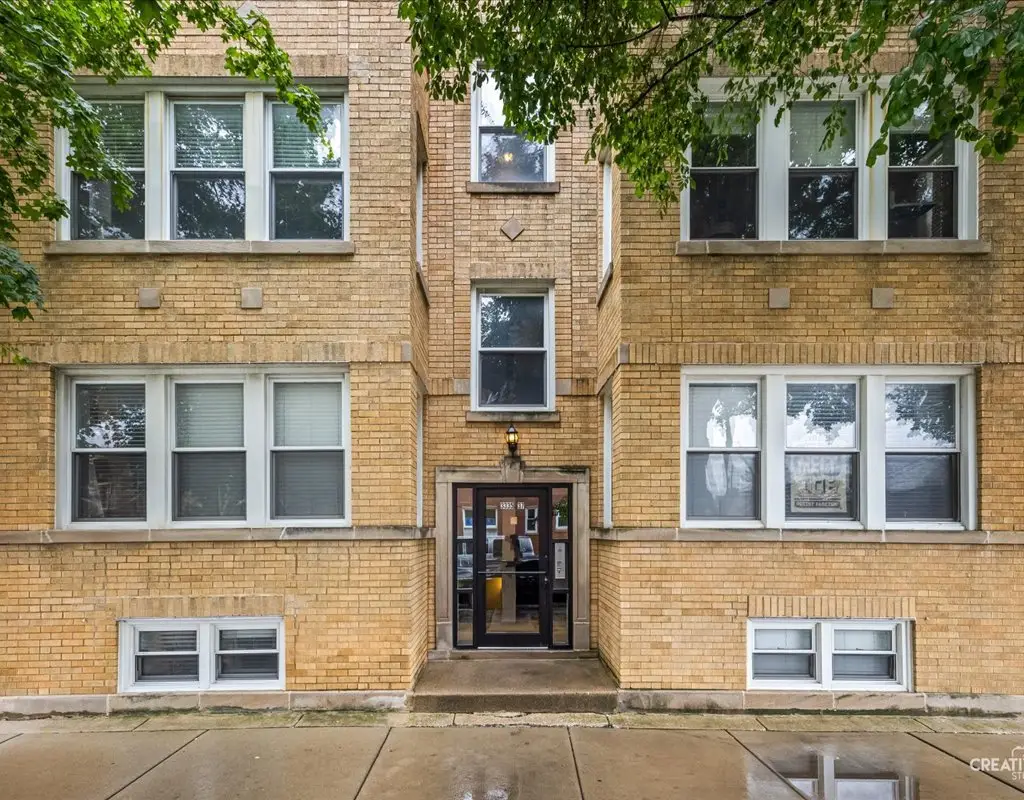3335 W Byron Street #G, Chicago, IL 60618 - #1