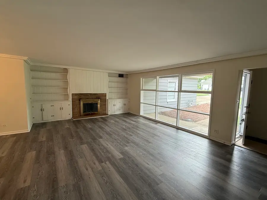 117 E Elm Street, Wheaton, IL 60189 - #3