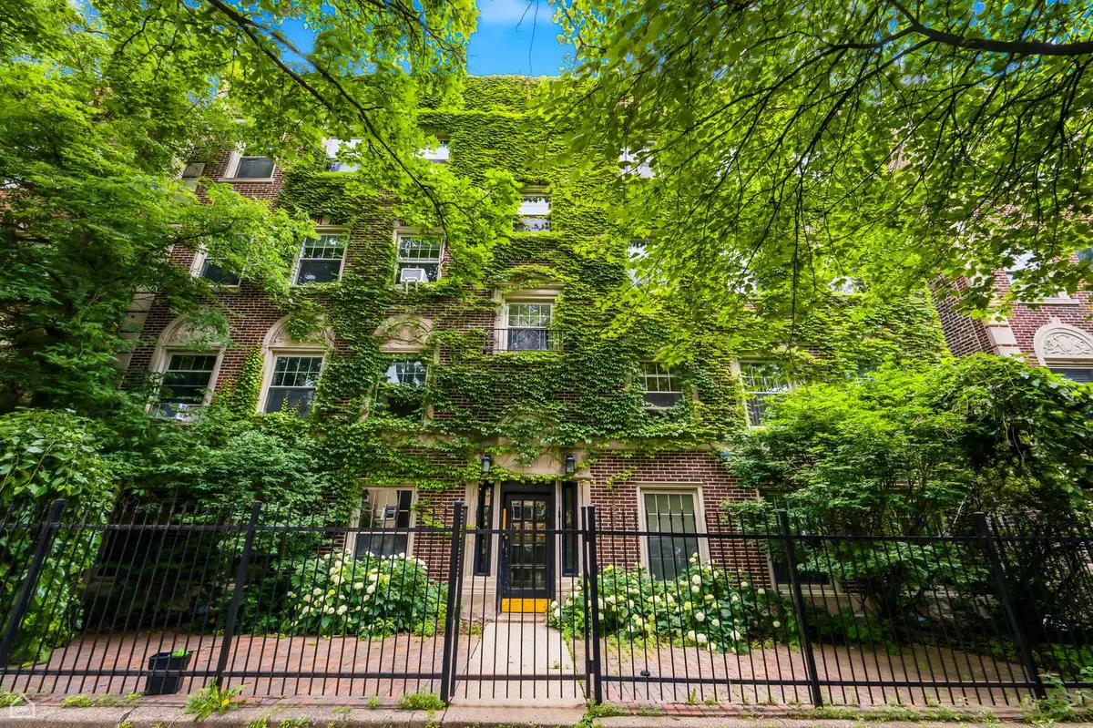 6121 N Hoyne Avenue #3S, Chicago, IL 60640 - #1