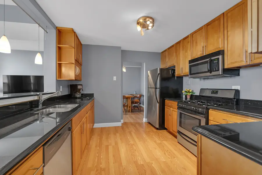 9001 Golf Road #10F, Des Plaines, IL 60016 - #3
