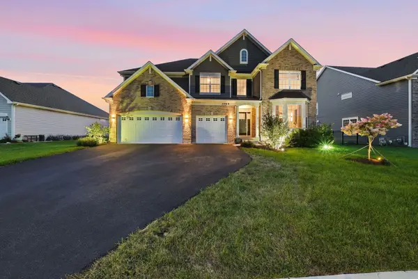 3589 Emerald Road, Elgin, IL 60124