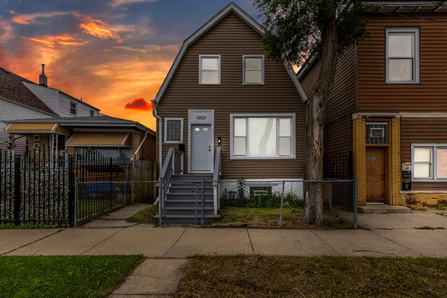 3823 W Wabansia Avenue, Chicago, IL 60647 - #2