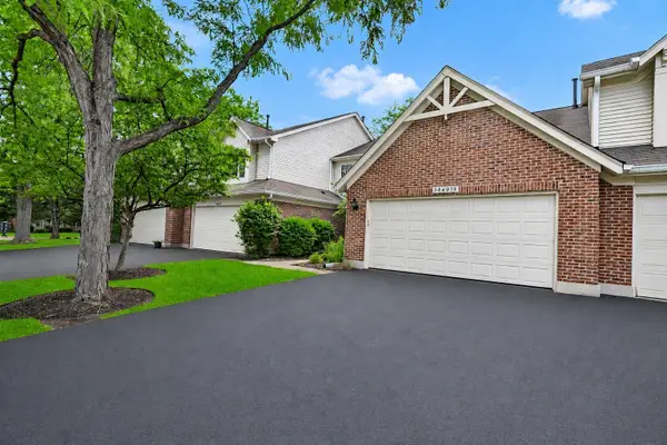 30W015 Spruce Court, Warrenville, IL 60555