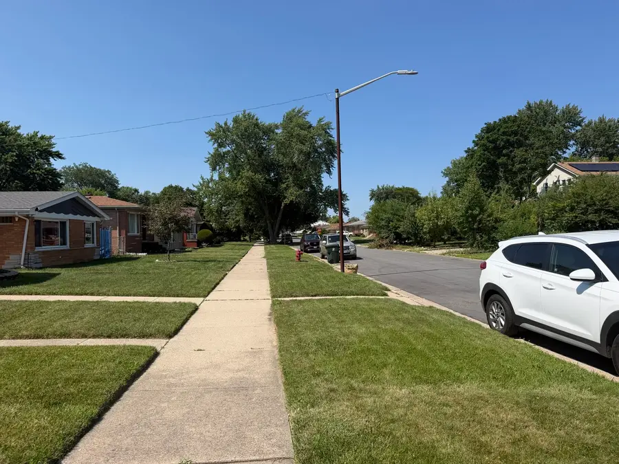 15126 Irving Avenue, Dolton, IL 60419 - #3