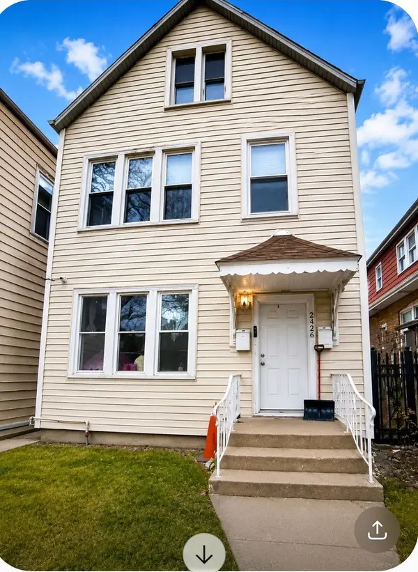 2426 N Lotus Avenue, Chicago, IL 60639