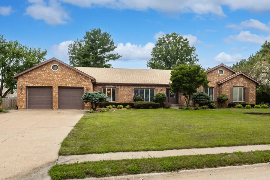 9 Vale Court, Moline, IL 61265 - #2
