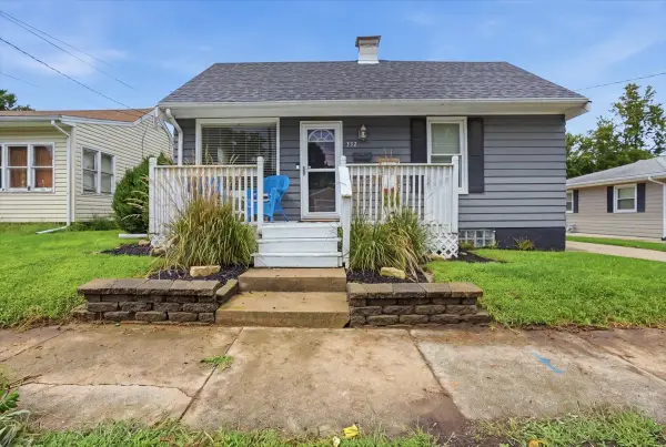 332 E Baker Street, Bloomington, IL 61701