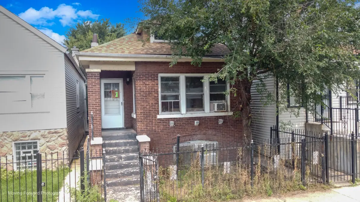 4928 W Congress Parkway, Chicago, IL 60644 - #1