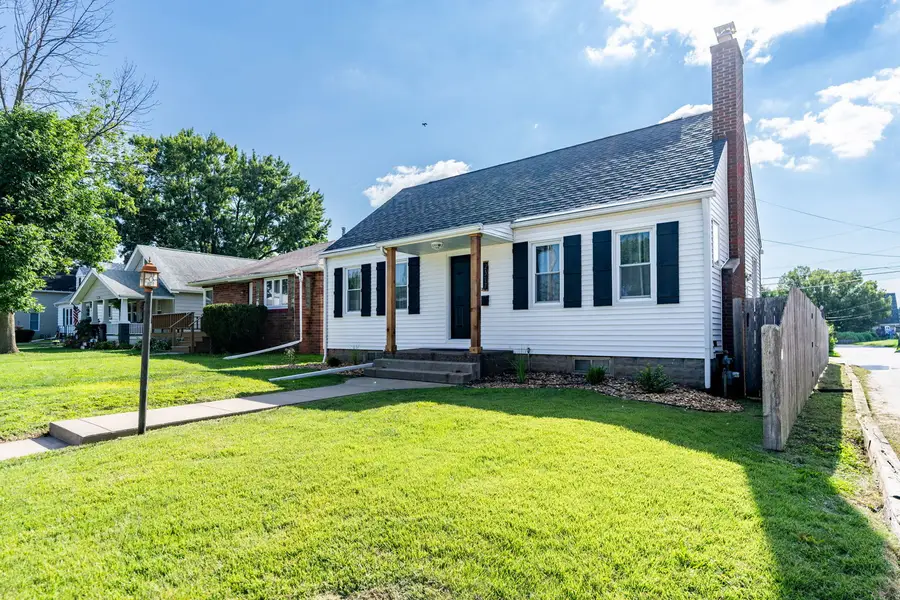 2317 29th Street, Moline, IL 61265 - #2