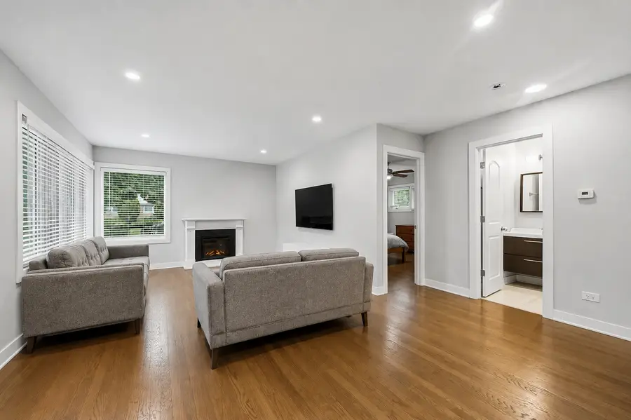 Address Withheld By Seller, Skokie, IL 60076 - #3