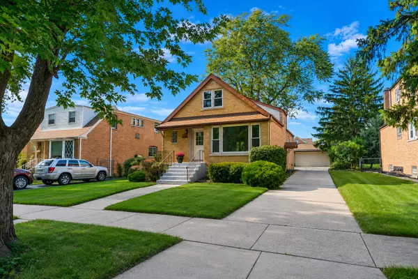 4232 W 109th Street, Oak Lawn, IL 60453