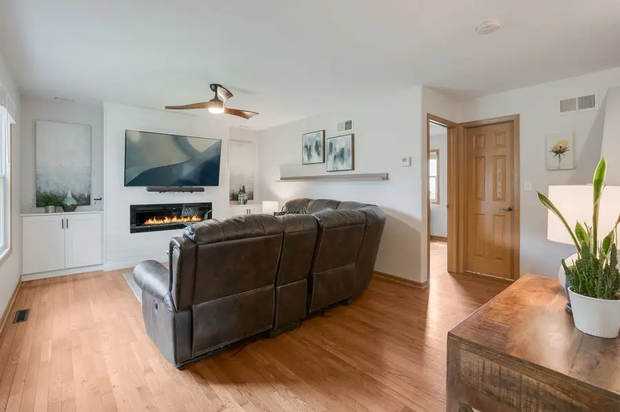 33672 N Greentree Road, Grayslake, IL 60030 - #3