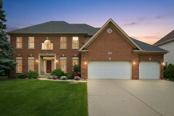 3423 Goldfinch Drive, Naperville, IL 60564